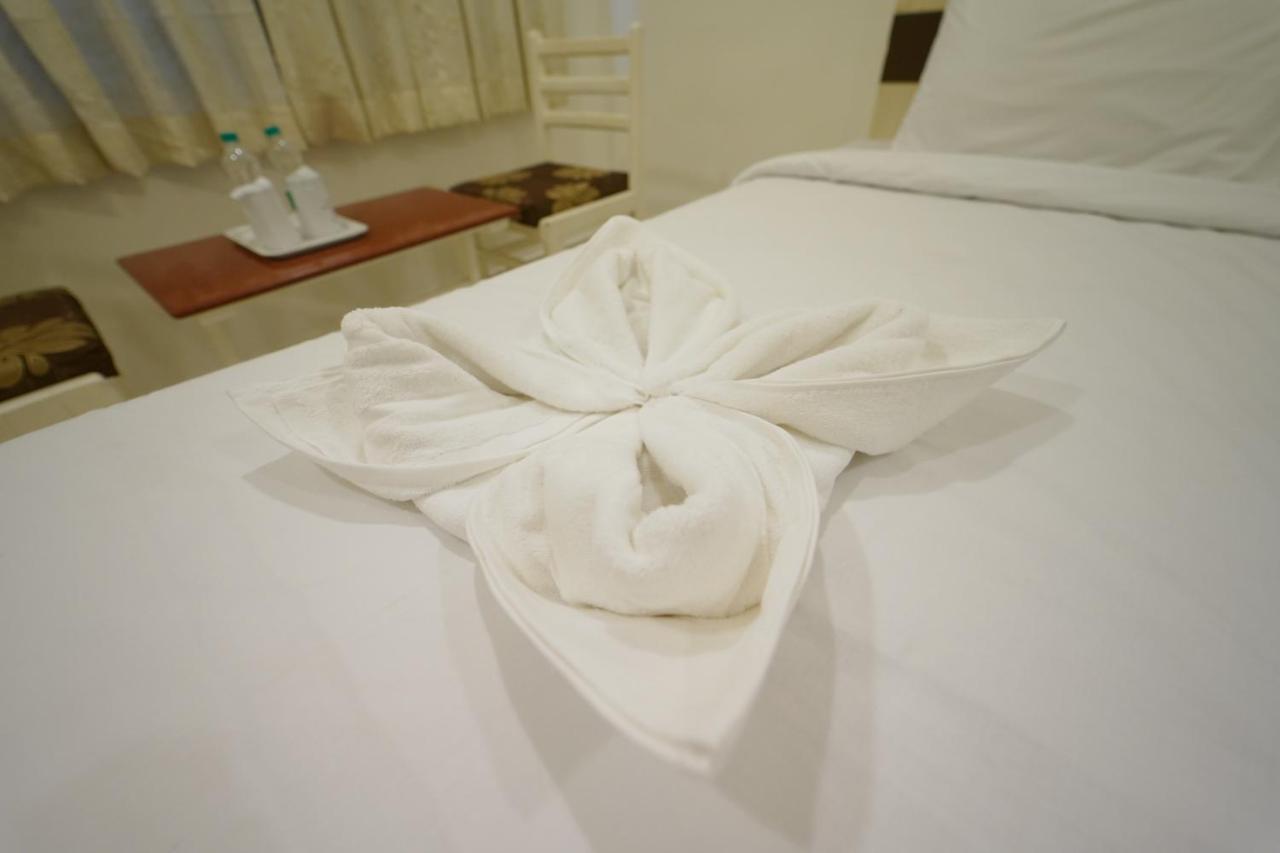 Hotel Palmyra Grand Inn Tirunelveli Esterno foto