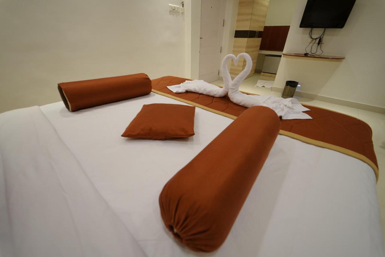 Hotel Palmyra Grand Inn Tirunelveli Esterno foto