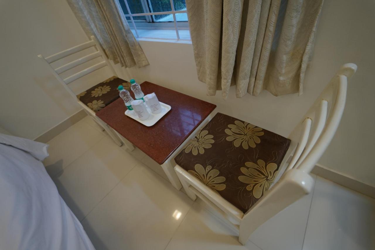 Hotel Palmyra Grand Inn Tirunelveli Esterno foto
