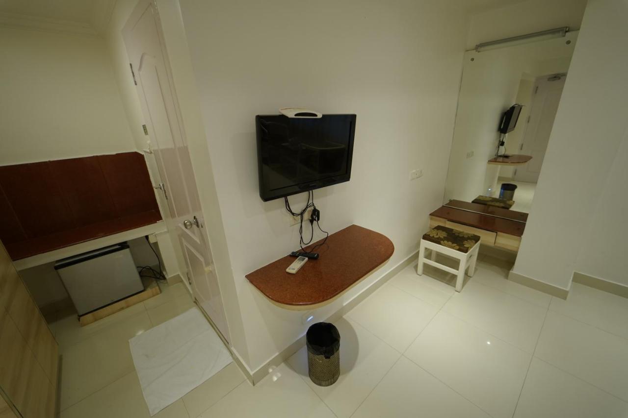 Hotel Palmyra Grand Inn Tirunelveli Esterno foto