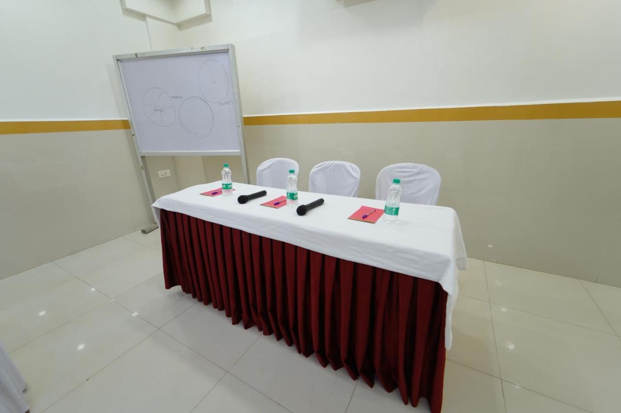 Hotel Palmyra Grand Inn Tirunelveli Esterno foto