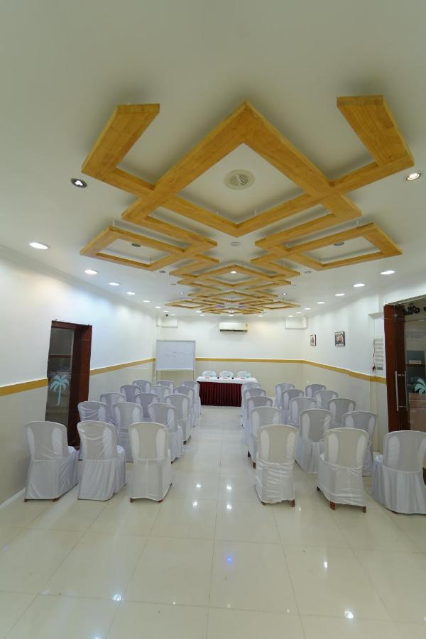 Hotel Palmyra Grand Inn Tirunelveli Esterno foto