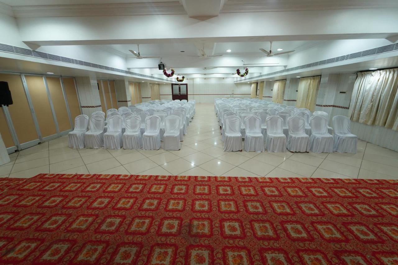 Hotel Palmyra Grand Inn Tirunelveli Esterno foto